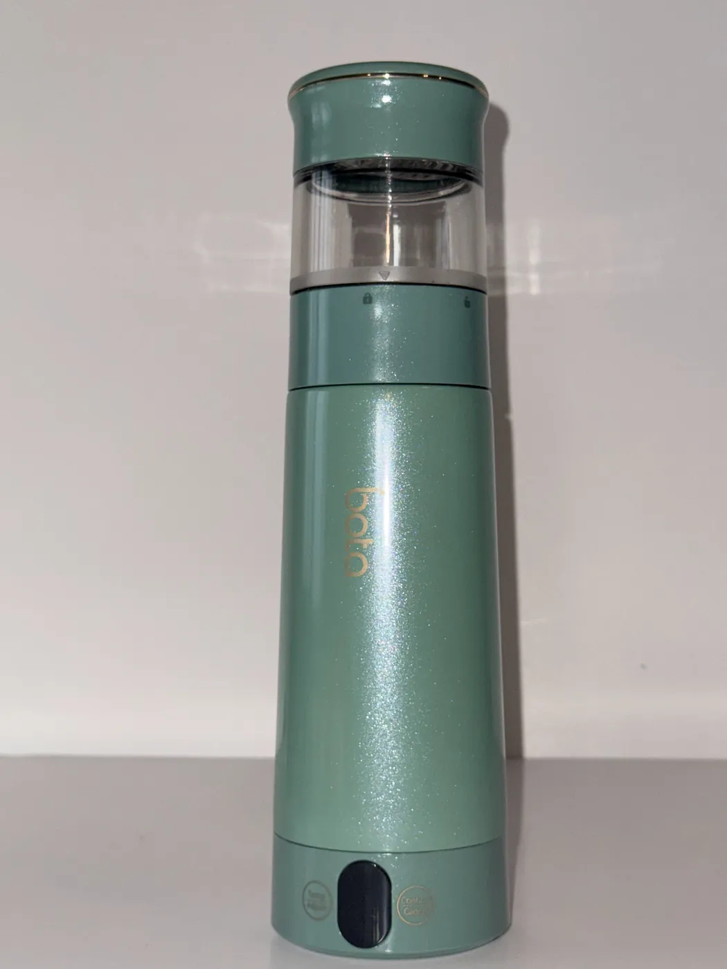 BOTA electric tea bottle, front view